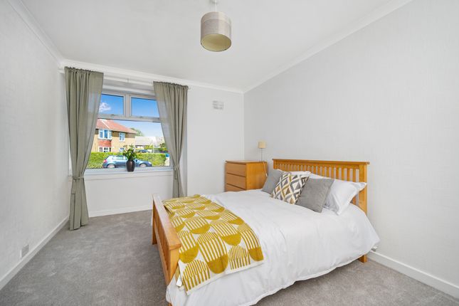 9, Colinton Mains Road, Colinton Mains, Edinburgh photo 4