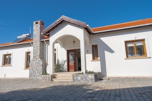 Villa for sale in Kayalar, West Of Kayalar