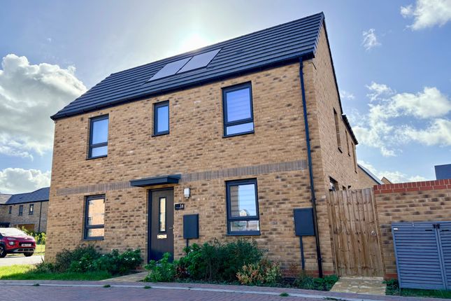 3-bed semi-detached on Sweet Gum Way, St. Neots, £350,000