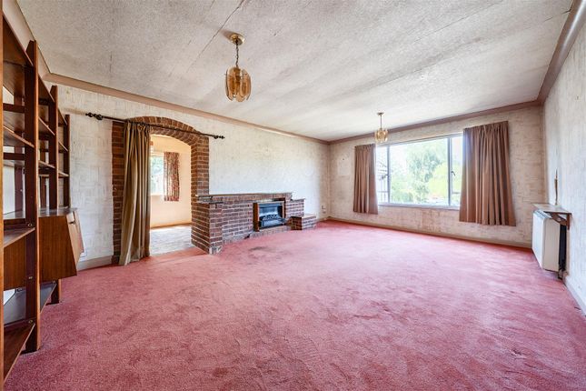 1, Whitehill Lane, Swindon photo 4