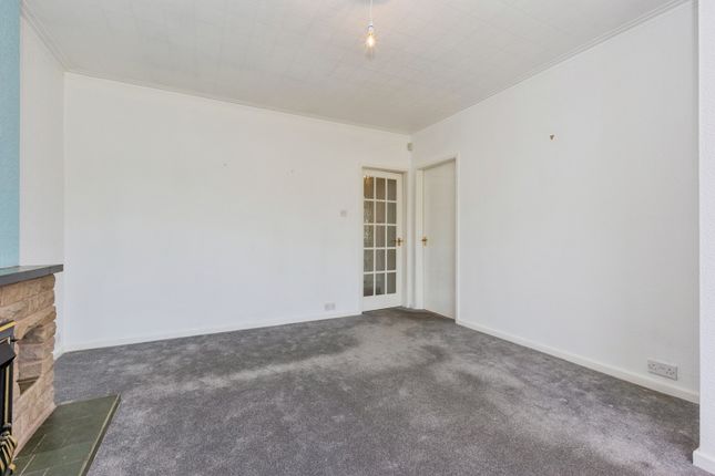 12, Penryn Avenue, Greater Manchester photo 4