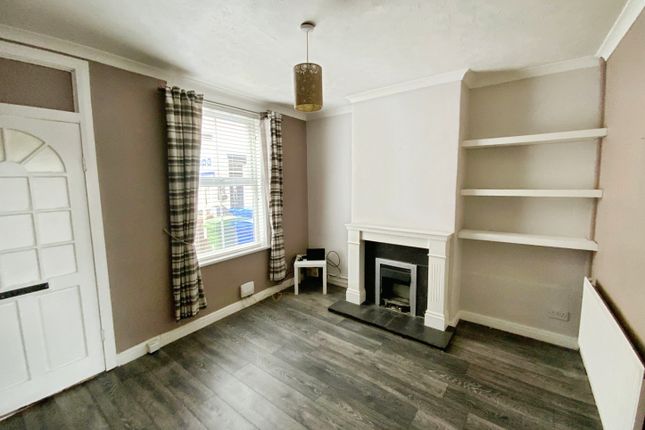 2, Hearfield Terrace, Hessle photo 2