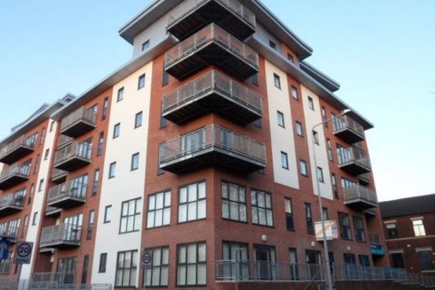 Flat to rent in Light Buildings, Preston