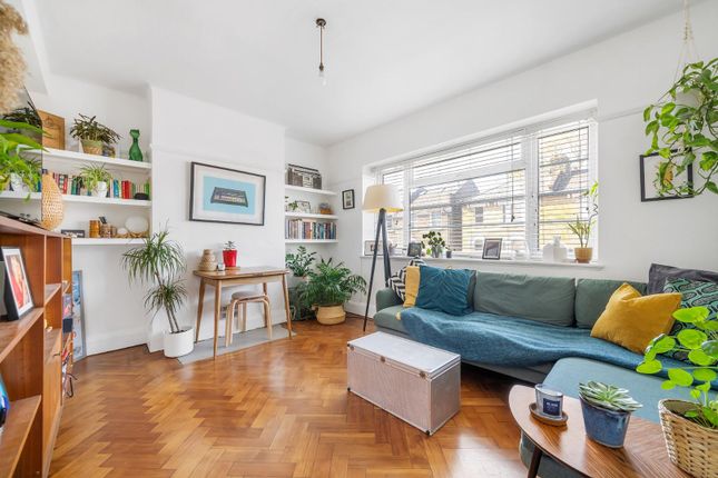 Thumbnail Flat for sale in Stockwell Park Walk, London