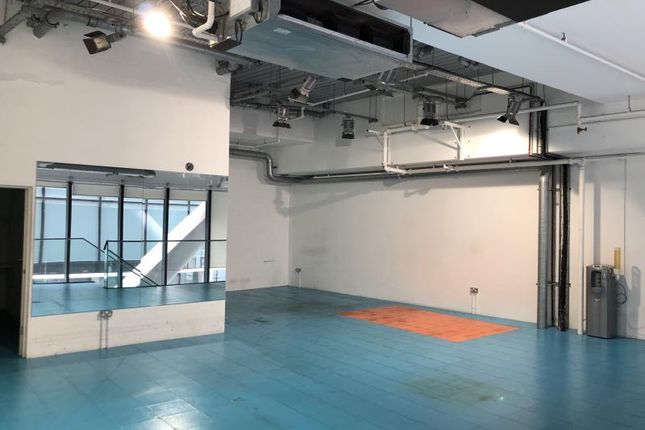 Thumbnail Leisure/hospitality to let in Unit 4, Albion Riverside, 8, Hester Road, Battersea