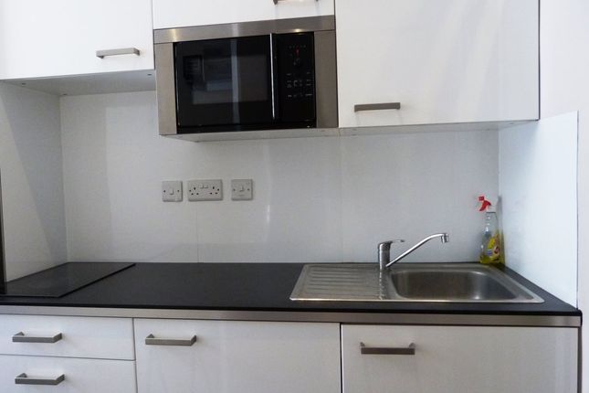 6 (Flat 2), Anson Road, Cricklewood photo 3