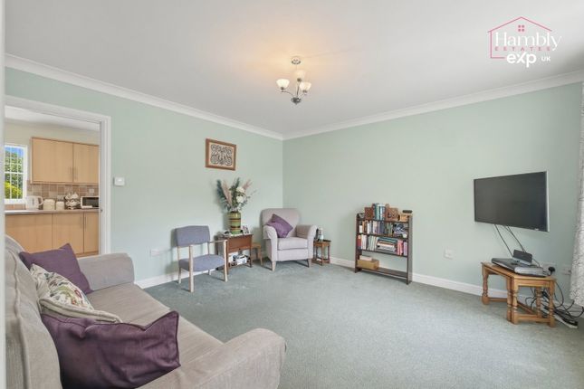 28, Nant Y Garn, Newport photo 3