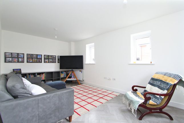 41, Jenkinson Way, Falfield photo 3