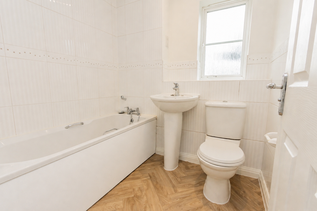 20, Norris Close, Cranbrook photo 5