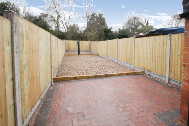 Terraced house to rent in Ivy Road, West End, Leicester