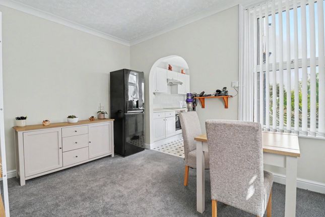 6 Pretoria Road, Southampton photo 3