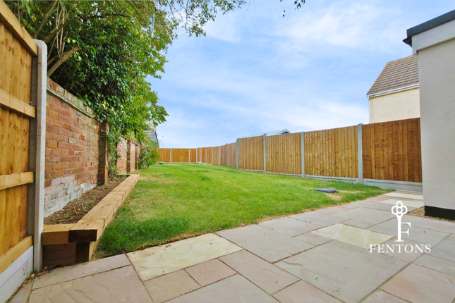 2, Tendring Road, Thorpe-le-Soken photo 4