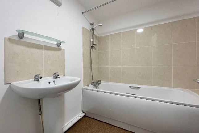 Flat for sale in Suffolk House, 31-33 Suffolk Road, Bournemouth