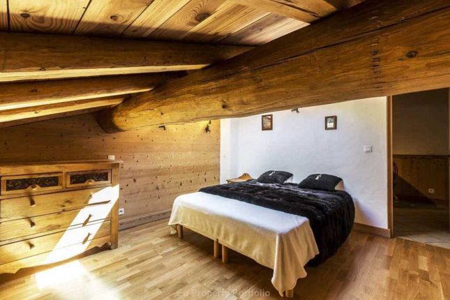 Chalet for sale in Val D`Isere, French Alps, France