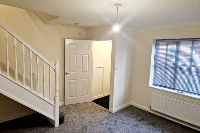 Terraced house for sale in Stourbridge Road, Kidderminster, Worcestershire