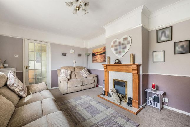 3, Mead Road, Andover photo 3