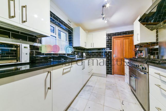 Thumbnail Flat to rent in Bungalow Road, London