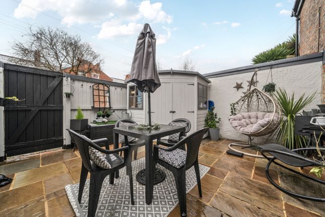 36, Dragon Avenue, Harrogate photo 2