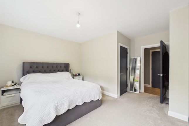 Flat 5 East Cliff House, 5, Highland Road, Purley photo 4