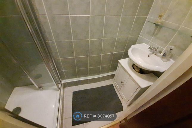Rookley Close, Sutton photo 4