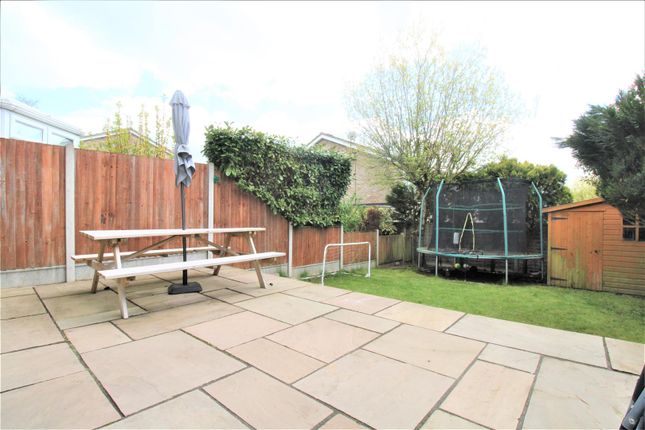 Semi-detached house for sale in Roundcroft, Cheshunt, Waltham Cross