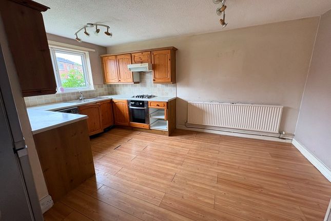 35, Nicol Mere Drive, Wigan photo 2