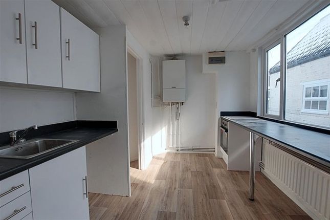 Thumbnail Flat to rent in High Street, Melksham
