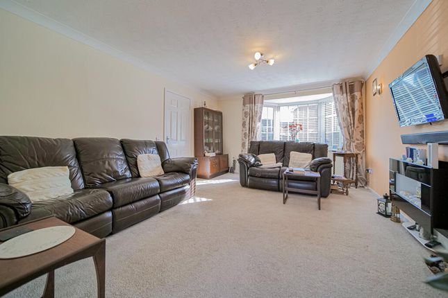 22, Alder Way, Melksham photo 4
