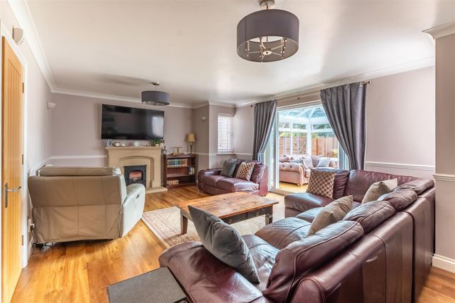 3B, Manor Road, Bristol photo 2