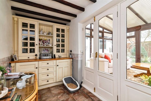 Victoria Cottage,, Hawksworth Road, Nottingham photo 3