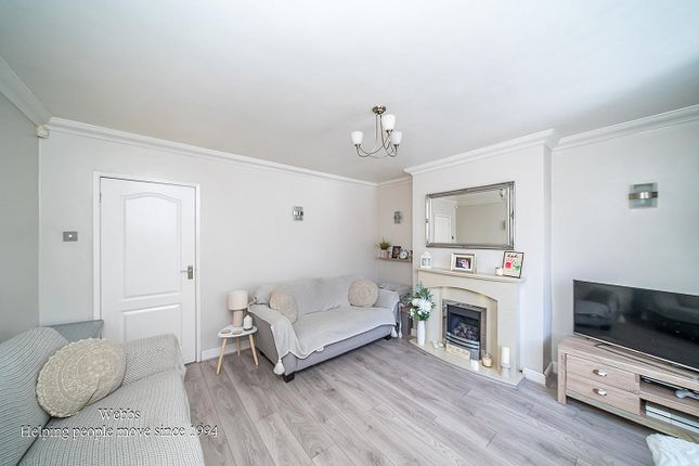 24, Dickinson Drive, Walsall photo 3