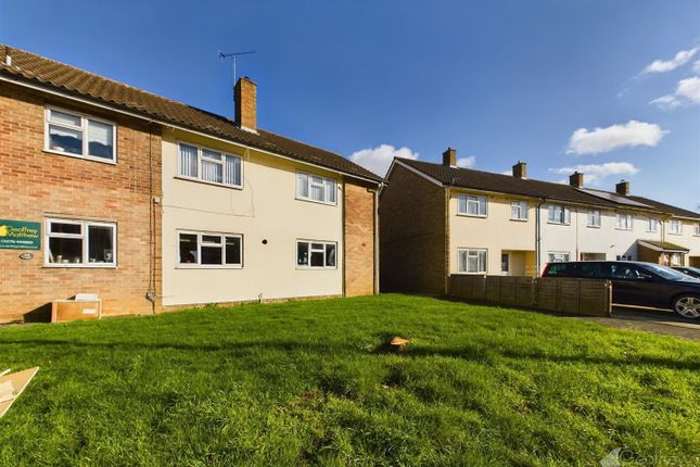 Thumbnail Flat for sale in Sharpecroft, Harlow