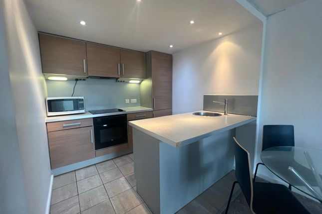 204, Trinity One, East Street, Leeds photo 4