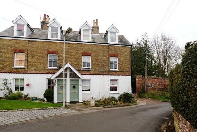 4 Bed Semi Detached House To Rent In Northbourne Court Cottages