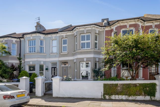 Terraced house to rent in Lennox Road, Worthing