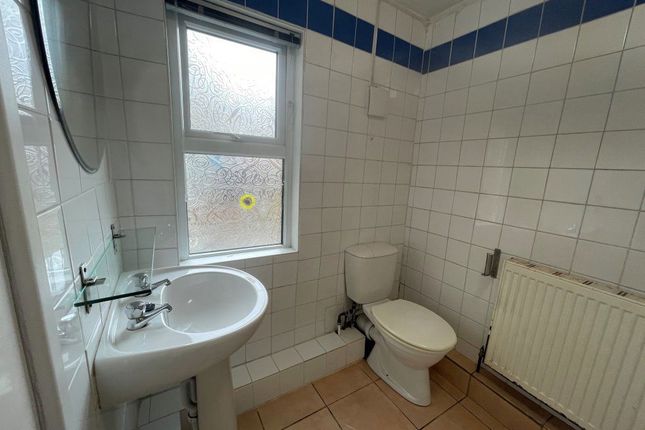 Fifth Avenue Rm, Newcastle Upon Tyne, Newcastle Upon Tyne photo 5