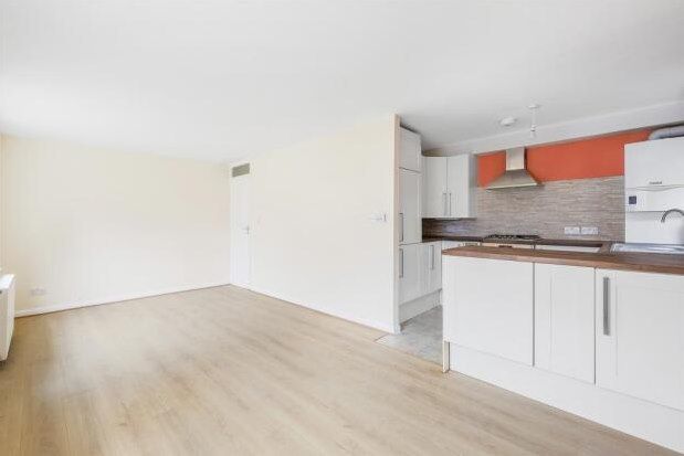 Flat to rent in Pinkerton Court, Kingston Upon Thames