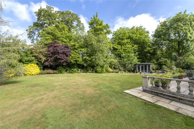 6, Manor Close, Yeovil photo 4