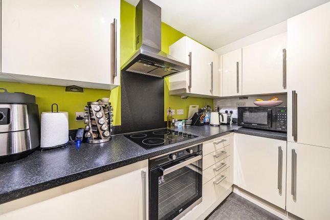 Flat for sale in Hut Farm Place, Chandler's Ford, Eastleigh