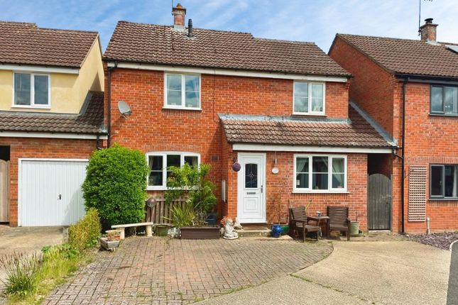3-bed house on 8, Saxon Walk, Mundford, £220,000