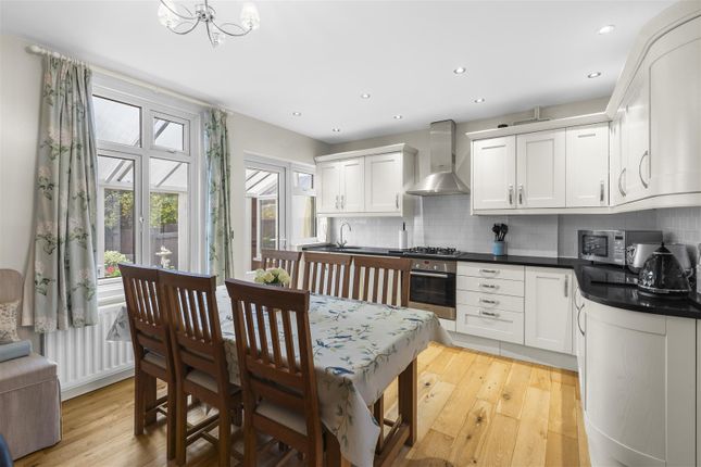 27, Cromwell Road, Hertford photo 3
