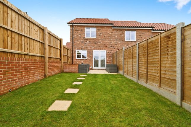 End terrace house for sale in Bedingfield Road, Bungay