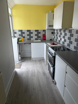 14, Rothesay Road, Gosport photo 4