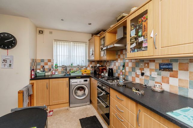 Flat 10, Saracen House, 62, Bloxwich Road South, West Midlands photo 3
