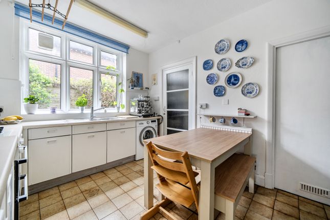 5, Whybourne Crest, Kent photo 4