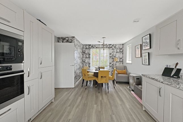 1, Pippin Way, Colchester photo 4