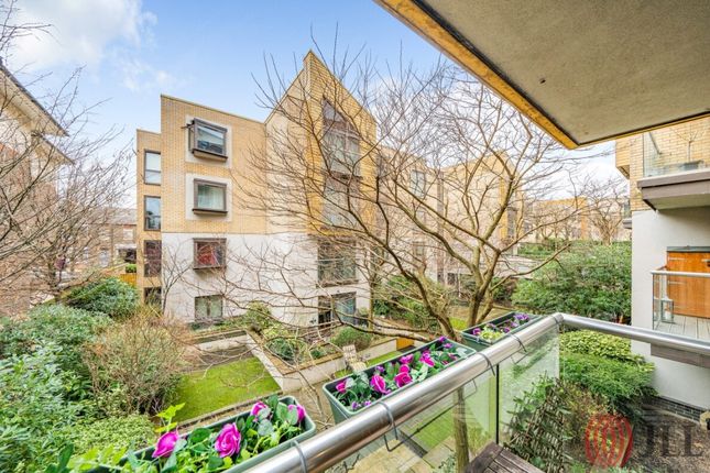 Thumbnail Flat for sale in Granville Road, London