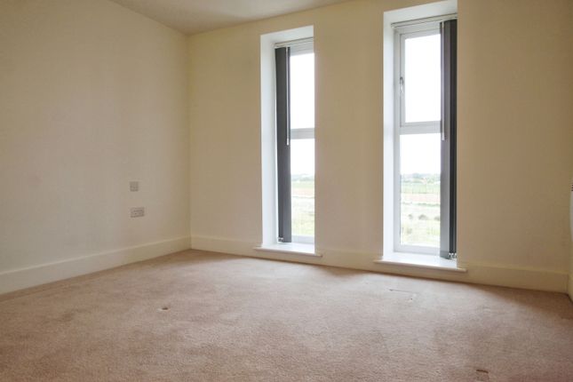 Flat to rent in Trinity House North, Anniversary Avenue West, Ambrosden, Bicester