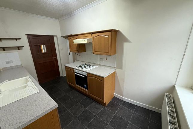 125, Bury Road, Rossendale photo 3