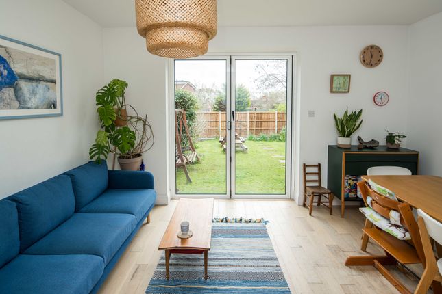 End terrace house for sale in Crossthwaite Avenue, London